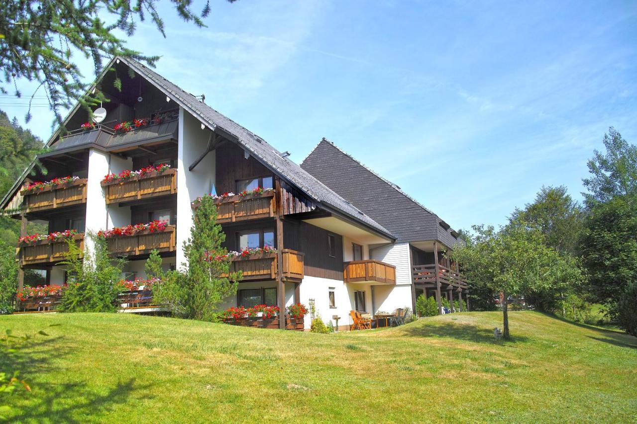 B1 Albmatte-Fewo Sauna, Hallenbad Aussenbecken Massagen Nebenan Menzenschwand-Hinterdorf Esterno foto